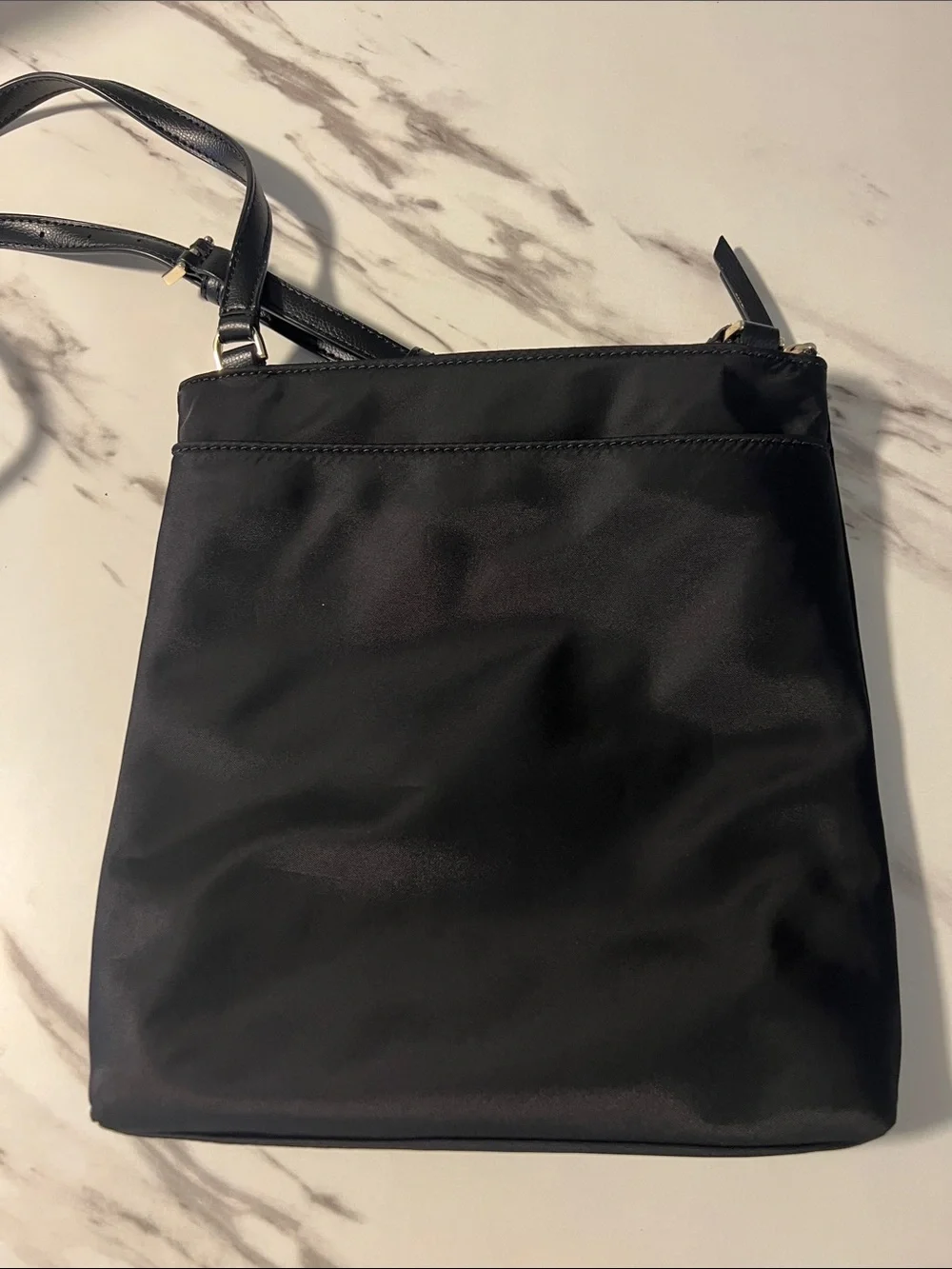 kate spade zip wear everyday